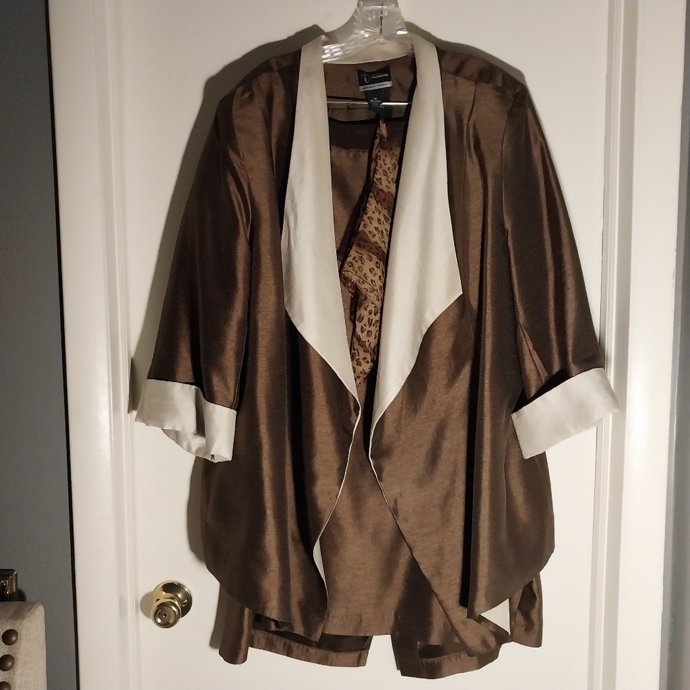 Women's Plus Suit.